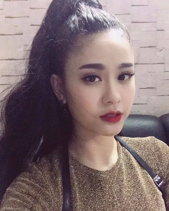 Giữa tâm bão scandal trương quỳnh anh vẫn tự tin khoe vẻ ngoài rạng rỡ xinh đẹp - 11