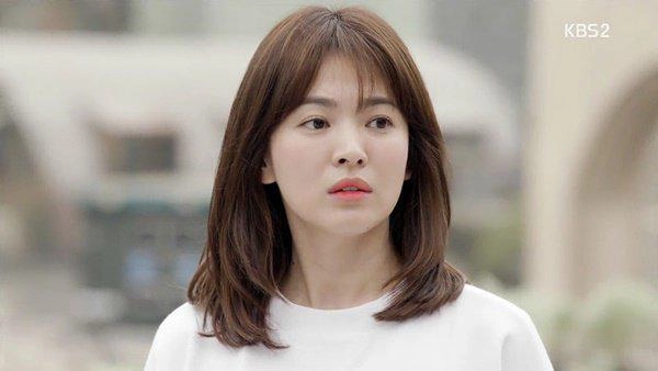 Giữa tin đồn đóng hậu duệ mặt trời nhã phương cắt tóc giống hệt song hye kyo - 4