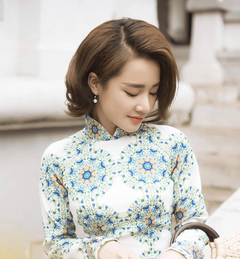 Giữa tin đồn đóng hậu duệ mặt trời nhã phương cắt tóc giống hệt song hye kyo - 12