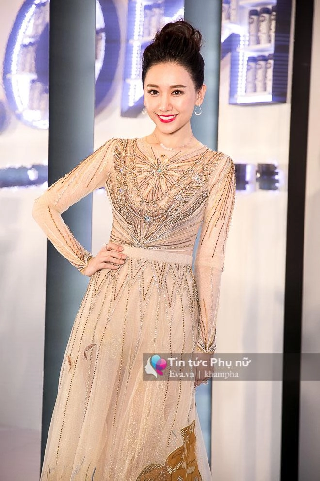 Hhen niê diện váy ôm không chút mỡ thừa thắng giải mặc đẹp của elle style awards 2018 - 10