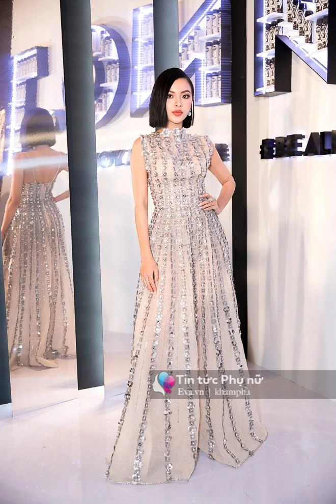 Hhen niê diện váy ôm không chút mỡ thừa thắng giải mặc đẹp của elle style awards 2018 - 15