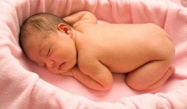 Hóa giải nguyên nhân vì sao 90 trẻ nhỏ thích nằm ngủ úp bụng sấp mặt - 2