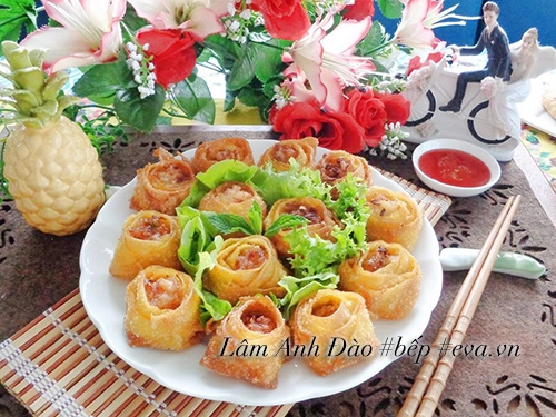 Hoành thánh hình hoa hồng chiên giòn cho chị em mê ăn vặt - 8