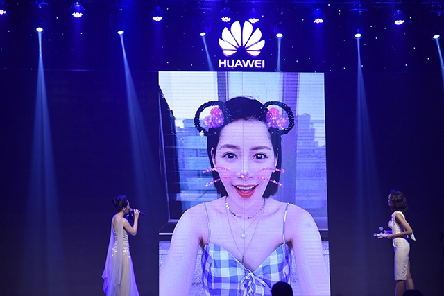 Huawei nova 3i ra mắt với 4 camera ai - 5