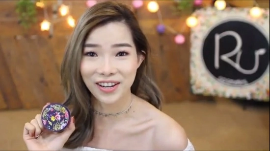 Mỹ phẩm kiềm dầu nào đang khiến hàng loạt beauty blogger phát cuồng - 1