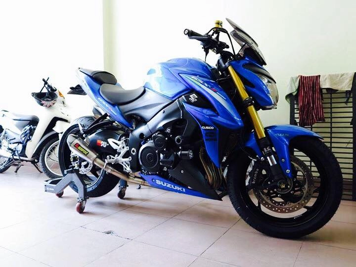 Naked bike cỡ bự suzuki gsx s1000 khủng bố với nhiều đồ chơi hạng nặng - 1