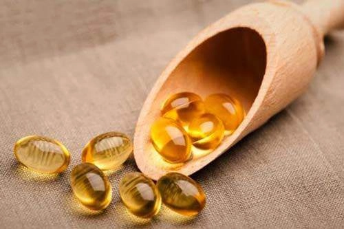 Nằm lòng 2 cách dưỡng da bằng vitamin e để trông bạn lúc nào cũng như gái 18 - 1