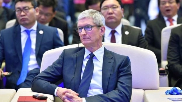 Phản pháo apple mark zuckerberg gọi tim cook là nông cạn và dối trá - 1