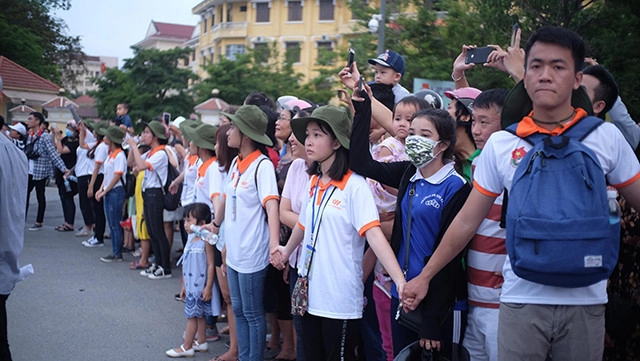 Sắc màu vietnamoblie tạo nên bức tranh nhiều xúc cảm tại festival huế 2018 - 1