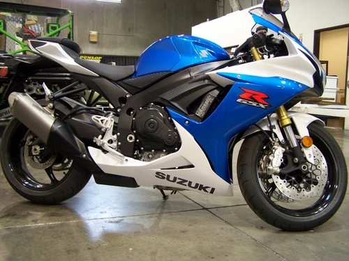  suzuki gsx-r750 2013 - 3