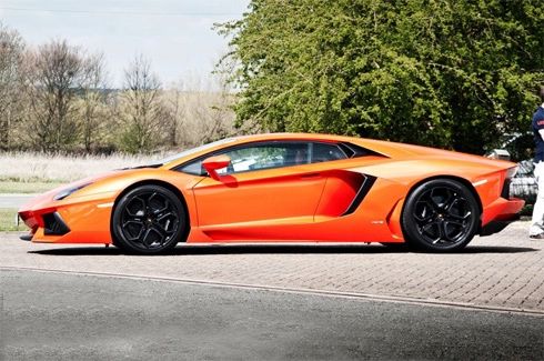  lamborghini aventador qua những bức hình đẹp - 1