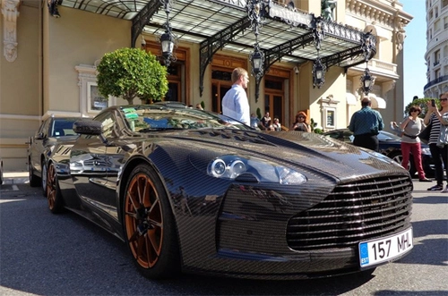  aston martin db9 sợi carbon - 1