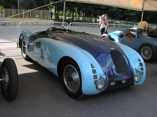  bugatti ra mắt phiên bản veyron đặc biệt - 4