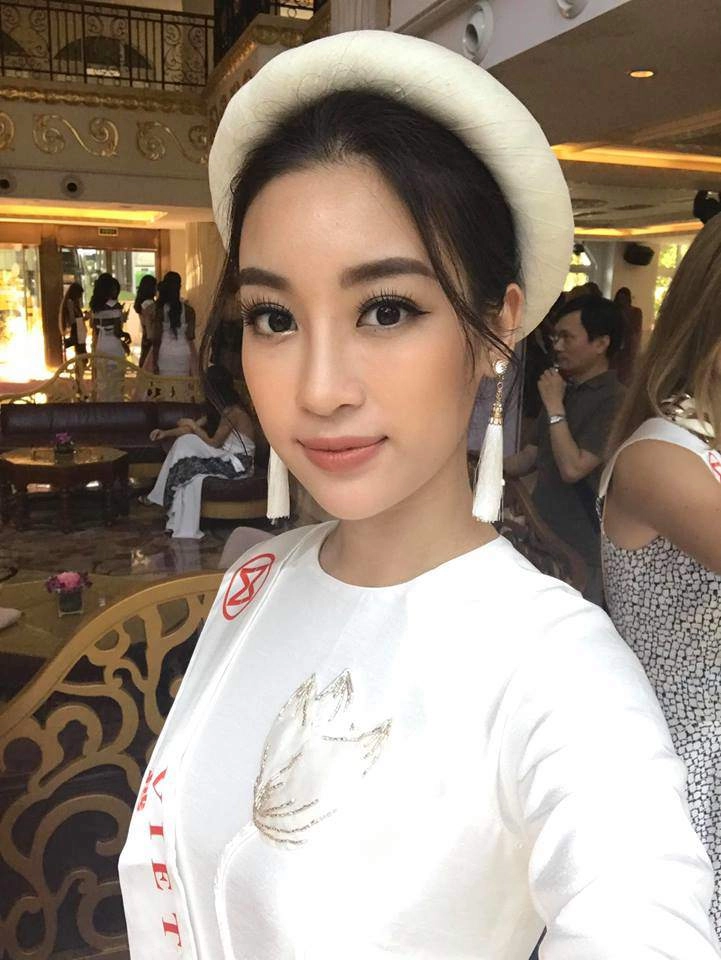 Cũng tự tay trang điểm tại miss world lan khuê đỗ mỹ linh lại chẳng sánh lại tiểu vy vì - 8