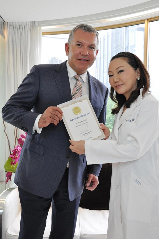 Dr eri katagiri - bác sĩ nội khoa thẩm mỹ nhật đoạt giải bàn tay vàng châu á - 1