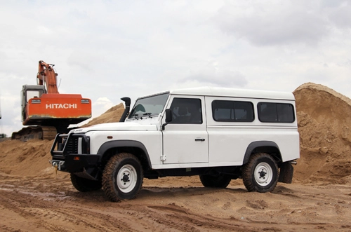  hình ảnh land rover defender 110 tại việt nam - 4