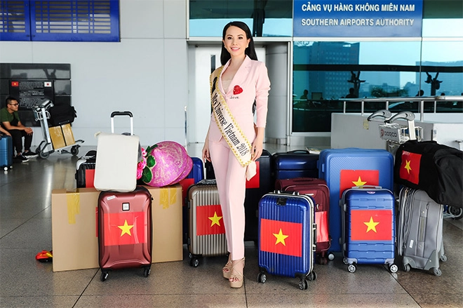 Hoa hậu châu ngọc bích mang hành lý khủng đến mrs universe 2018 - 5