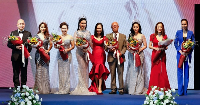 Hoa khôi lê thị bích trâm tự hào tìm được miss mighty entrepreneur asia 2018 quá xuất sắc - 2