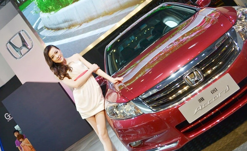  người đẹp ở hainan auto show 2013 - 3