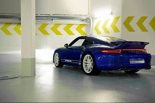  porsche 911 carrera 4s dành tặng 5 triệu fan - 2