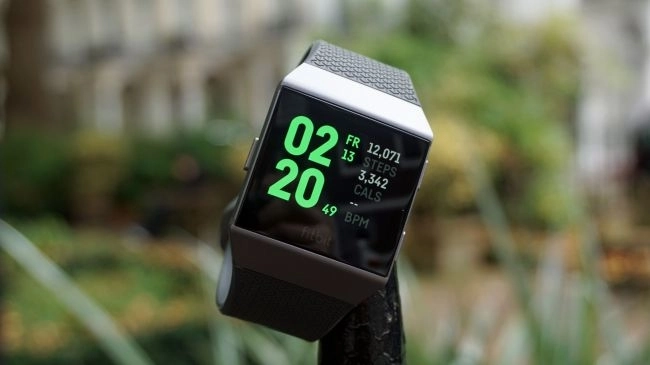 Apple lại là kẻ nhanh chân đi trước trên thị trường smartwatch năm nay - 3