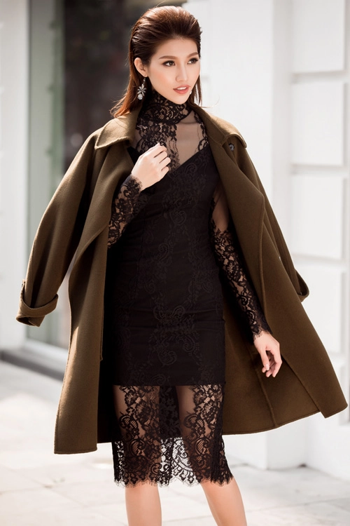 Cách mix váy và áo khoác đẹp cho nữ công sở tuổi 30 xinh tươi đón xuân - 5