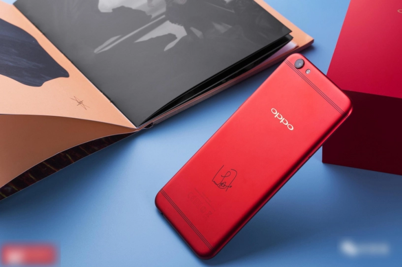 Ngỡ ngàng với những smartphone màu đỏ tuyệt đẹp trước iphone 7 red product - 12