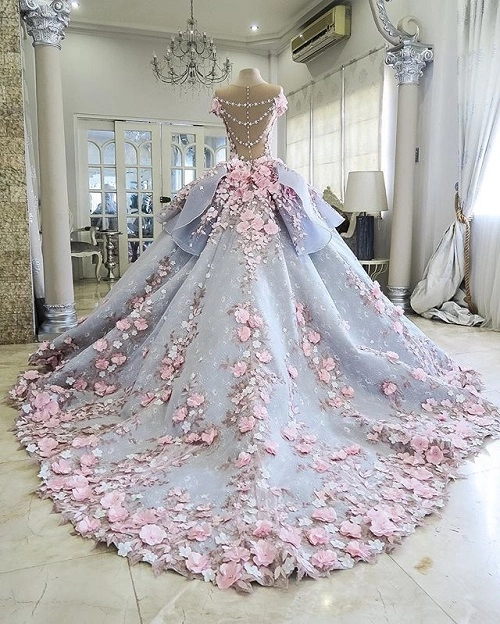 Thật không ngờ chiếc váy cưới lộng lẫy này lại làm từ chất liệu không ai dám mặc - 8