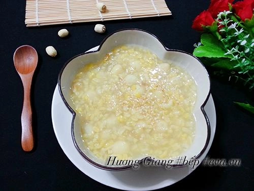 Chị em bỏ túi cách nấu chè hạt sen đậu xanh thanh mát bổ dưỡng cho cả nhà - 7