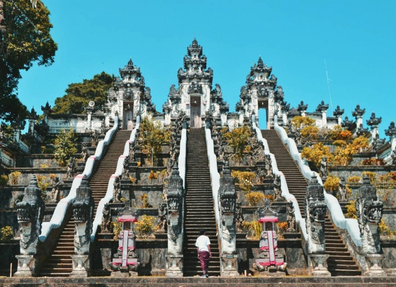 Đền pura lempuyang luhur - chiếc cổng trời bước ra từ thần thoại - 1