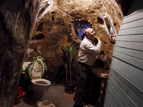 Người đàn ông dành 12 năm hì hụi đào hầm gần 200m xây nhà và thành quả không ai ngờ - 9