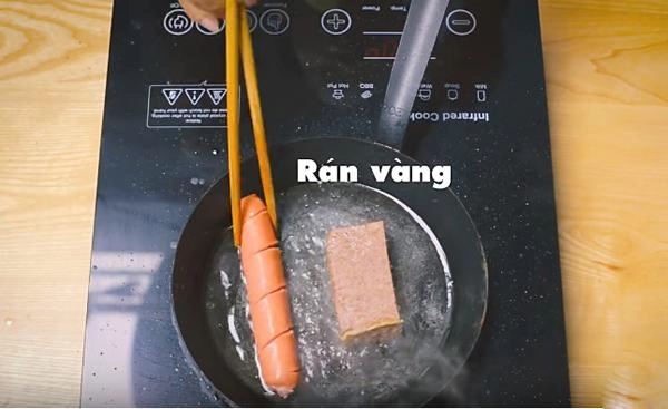 Tự làm bánh mì chảo đỉnh cao thế này cần gì đưa cả nhà ra hàng ăn cho tốn kém - 2