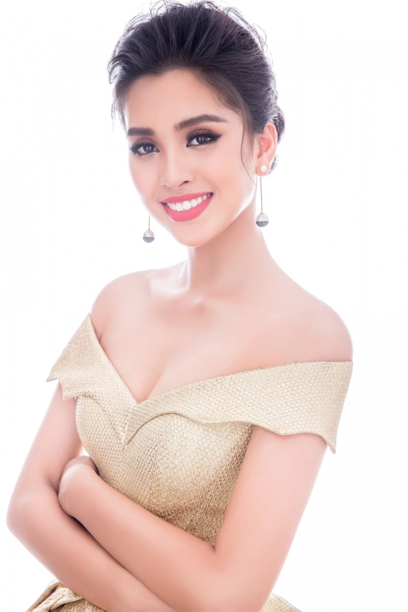 Lộ diện trang phục dạ hội của hoa hậu trần tiểu vy ở miss world 2018 - 3