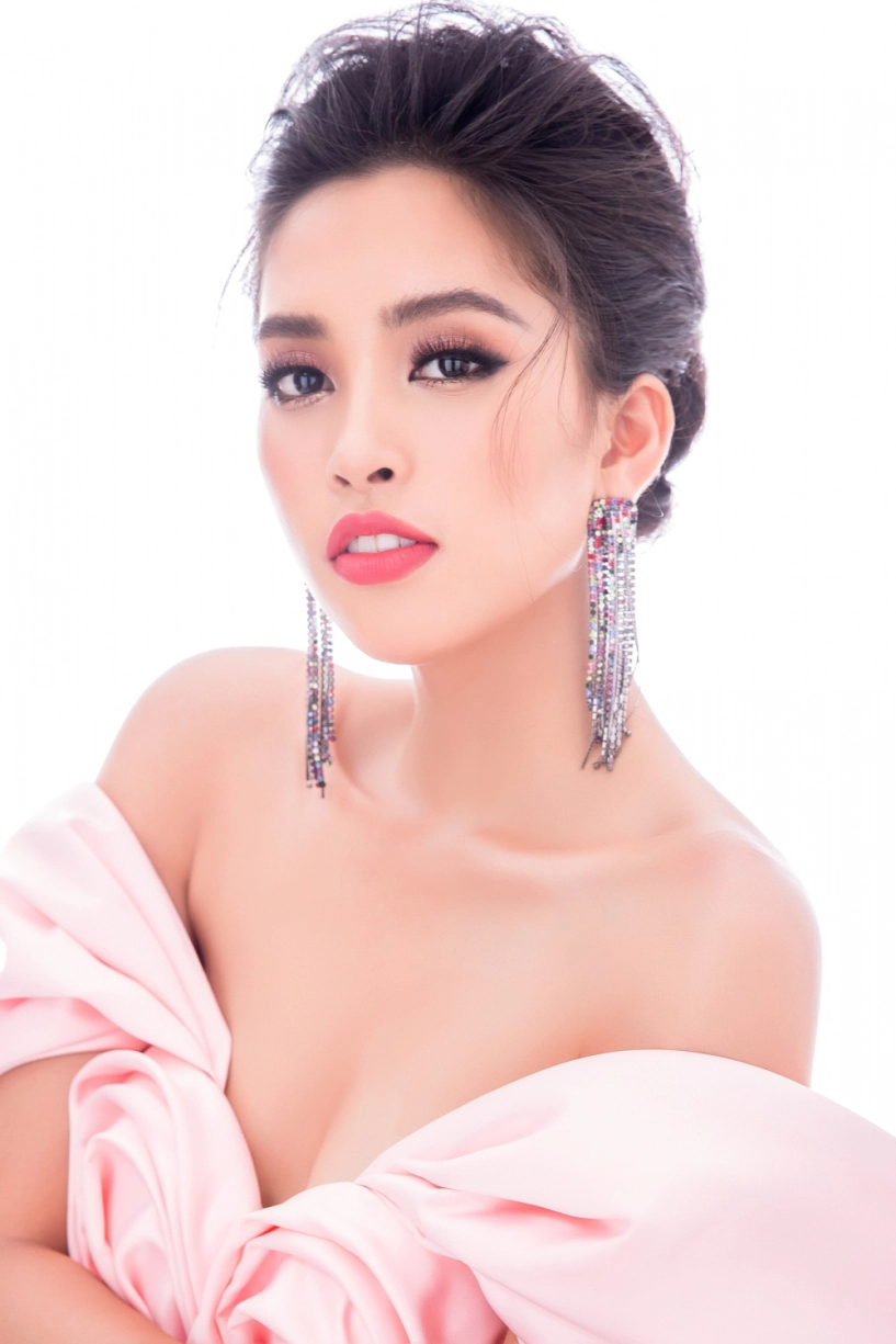 Lộ diện trang phục dạ hội của hoa hậu trần tiểu vy ở miss world 2018 - 8