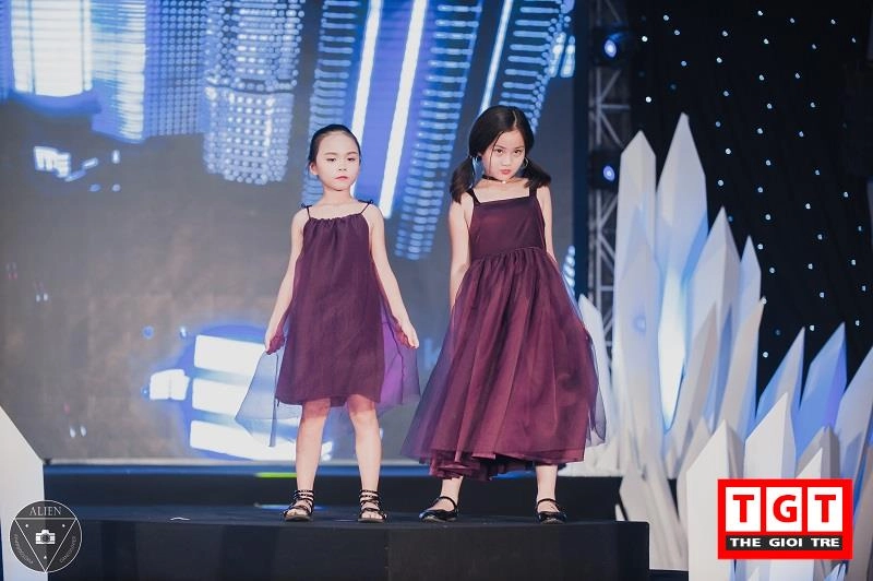 Thương hiệu thời trang akina kids nổi bật trong siêu sao hội tụ 2017 - 2