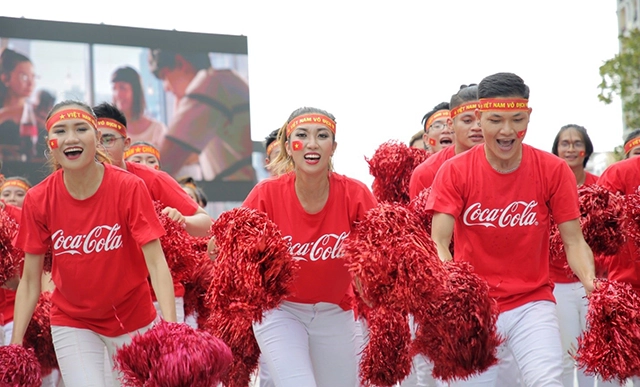 Coca-cola gửi lời cổ vũ đến olympic việt nam chiến thắng còn ở phía trước - 4