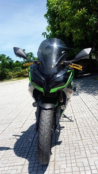 Ninja 300 phiên bản kỉ niệm 30 năm ấn tượng cùng dàn đồ chơi hiệu - 2