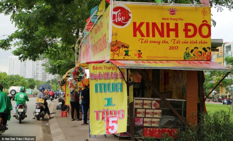 Sài gòn bánh trung thu đại hạ giá mua 1 tặng 5 vẫn ế ẩm - 5