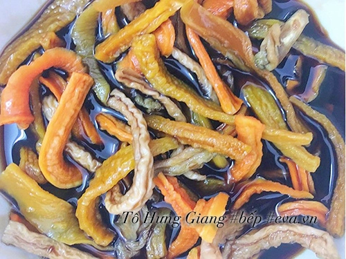 3 cách làm dưa muối từ củ quả sấy khô - 6