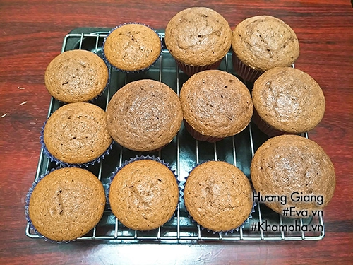 Bánh muffin socola thơm ngon mềm xốp - 6