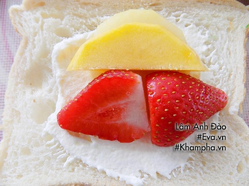 Bánh sandwich kẹp kem tươi trái cây ngon mát - 4