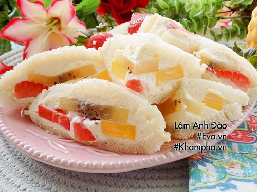 Bánh sandwich kẹp kem tươi trái cây ngon mát - 9