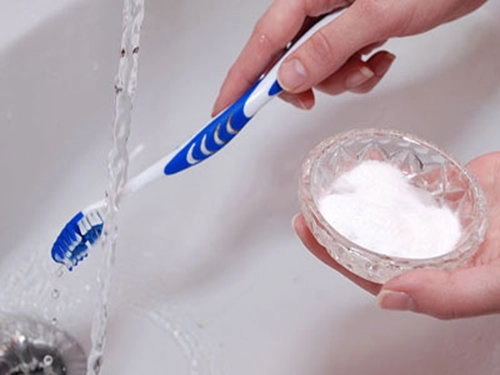 Bật mí những cách tẩy trắng răng tại nhà với nguyên liệu không thể rẻ hơn - 2
