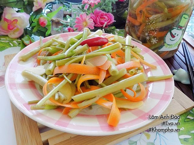 Bí kíp luộc rau muống ngon giòn không bị thâm đen - 3