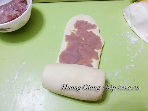 Bữa sáng nhẹ nhàng với bánh mì gối nhân khoai môn - 7