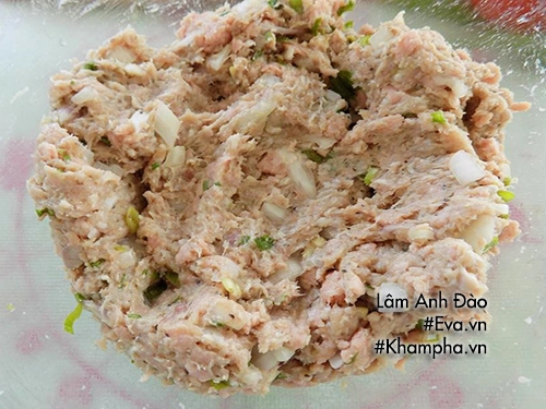 Bữa sáng no căng với bánh mì xíu mại - 2