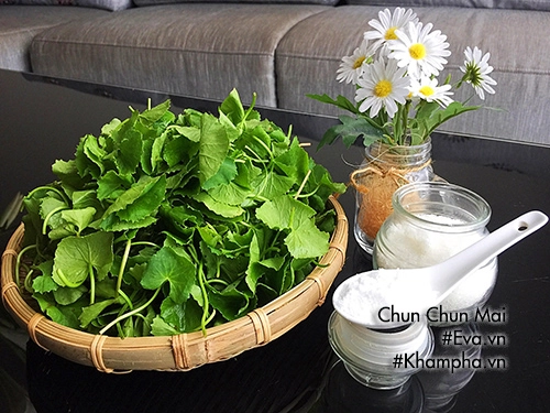 Cách làm sinh tố rau má thanh mát ngày hè - 1