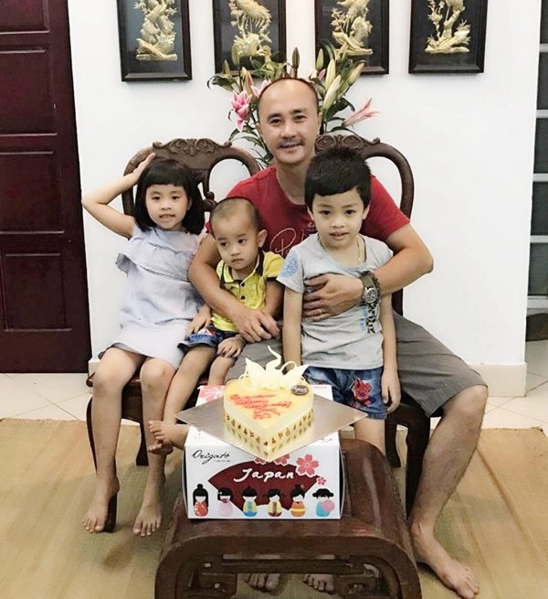 Chia sẻ món bún móng giò tự tay nấu ông bố 4 con được chị em hết lời khen ngợi - 1
