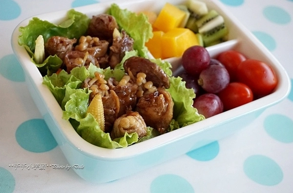 Gợi ý 3 suất cơm hộp văn phòng nhìn đã mắt ăn no bụng 15 phút là có ngay - 7