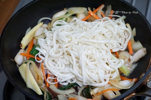 Gợi ý 3 suất cơm hộp văn phòng nhìn đã mắt ăn no bụng 15 phút là có ngay - 11
